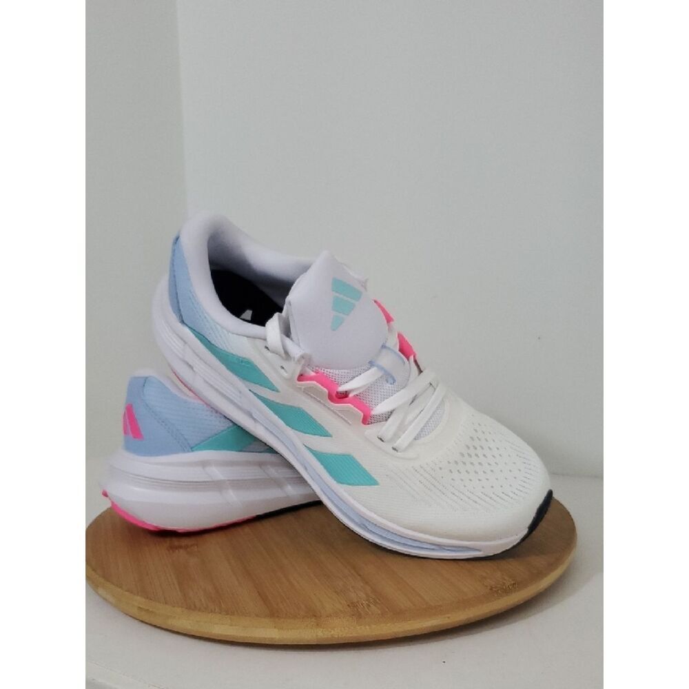 adidas Questar 3 Women's Running Shoes Aqua Pink NIB Size 11